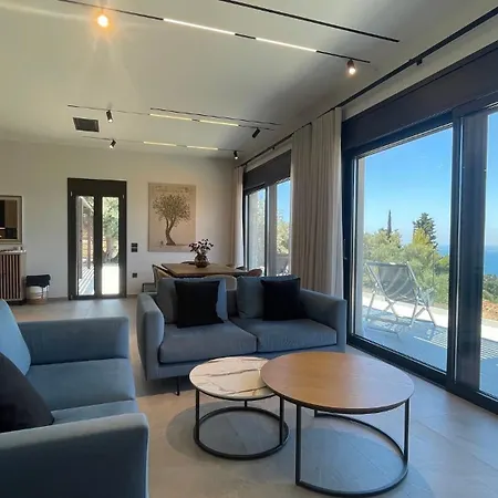 Carmelia