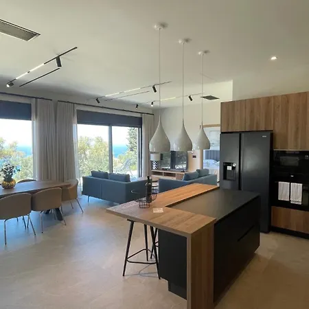 Вилла Carmelia *